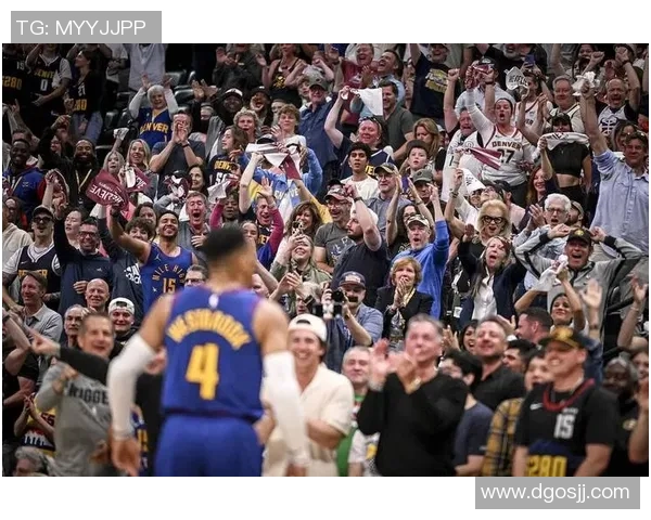 掘金与绿军激战正酣NBA赛季精彩对决引发球迷热议